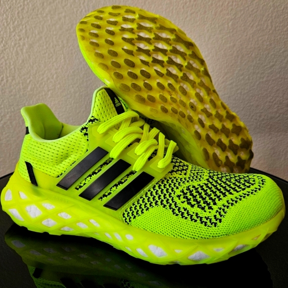 Adidas ULTRABOOST WEB DNA Size 7.5 Mens Solor Yellow - Picture 1 of 6